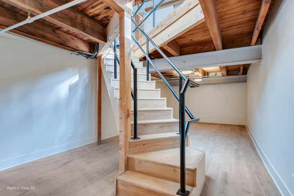 1872 North Clybourn Avenue N Chicago IL 60614