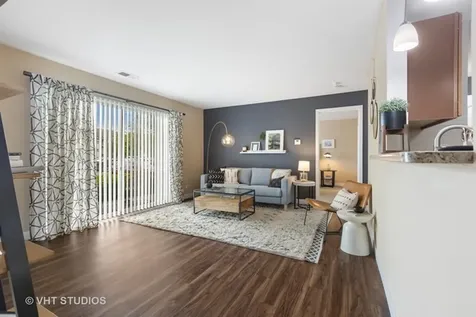 20 Sterling Circle Wheaton IL 60189