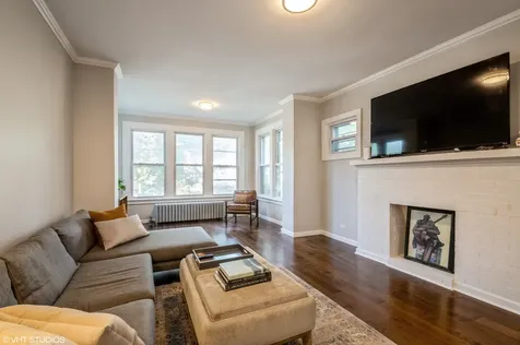 647 Asbury Avenue Evanston IL 60202