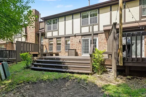 360 Golfview Court Bloomingdale IL 60108