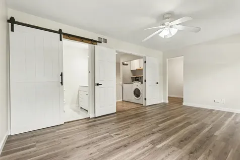 360 Golfview Court Bloomingdale IL 60108