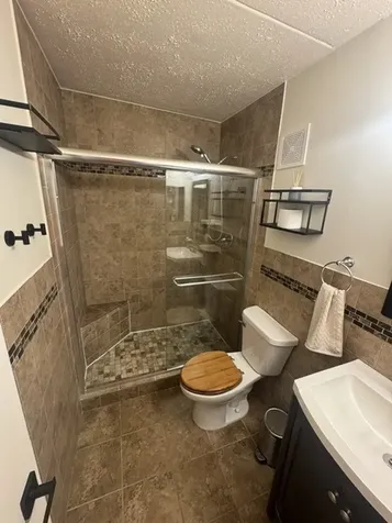 1103 Kenneth Circle Elgin IL 60120