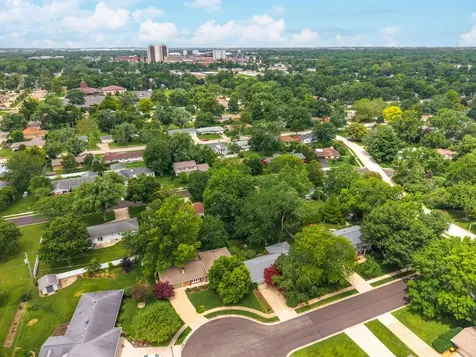 405 Michael Court Normal IL 61761