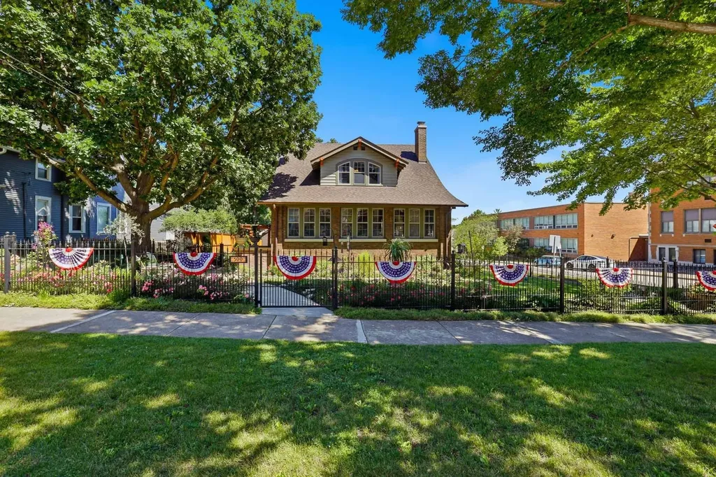 500 Cedar Street St. Charles IL 60174