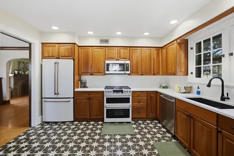 500 Cedar Street St. Charles IL 60174