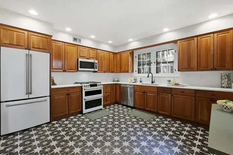 500 Cedar Street St. Charles IL 60174