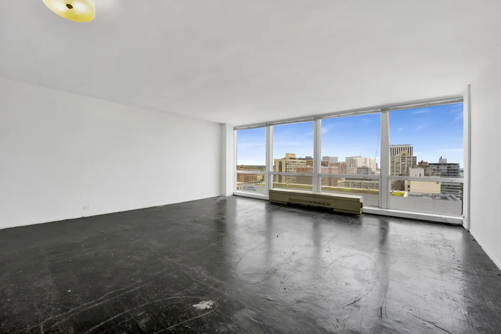 330 West Diversey Parkway Chicago IL 60657