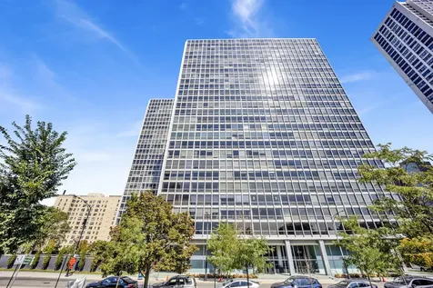 330 West Diversey Parkway Chicago IL 60657
