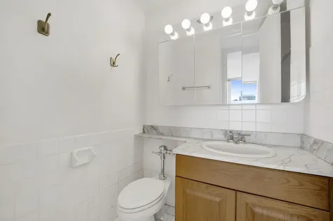 330 West Diversey Parkway Chicago IL 60657