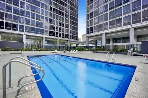 330 West Diversey Parkway Chicago IL 60657