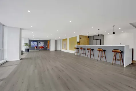 330 West Diversey Parkway Chicago IL 60657