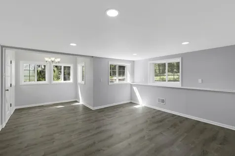 52 Deerpath Road Deer Park IL 60010