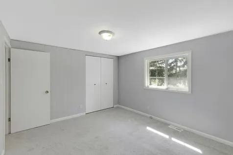 52 Deerpath Road Deer Park IL 60010