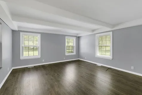 52 Deerpath Road Deer Park IL 60010