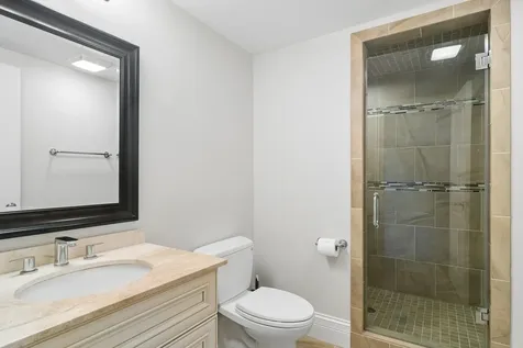 824 North Ridge Avenue Arlington Heights IL 60004