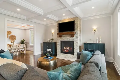 824 North Ridge Avenue Arlington Heights IL 60004