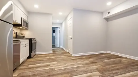 3746 West Leland Avenue Chicago IL 60625