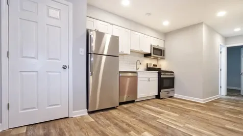 3746 West Leland Avenue Chicago IL 60625