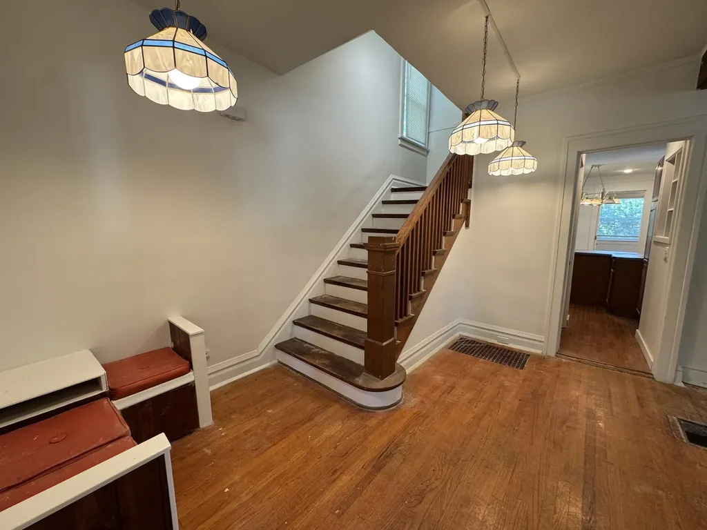 519 South Hale Street Wheaton IL 60187