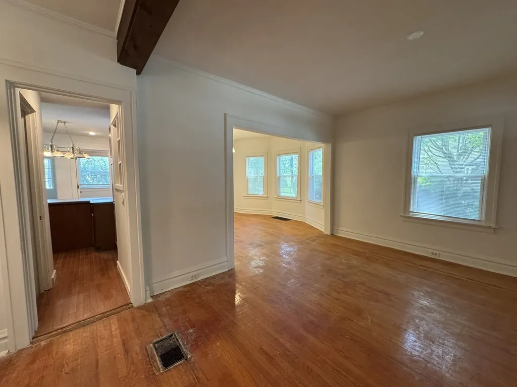 519 South Hale Street Wheaton IL 60187
