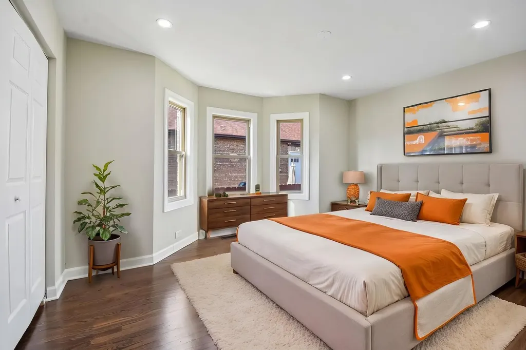 8641 South Constance Avenue Chicago IL 60617