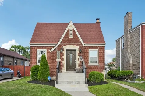 8641 South Constance Avenue Chicago IL 60617