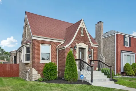 8641 South Constance Avenue Chicago IL 60617