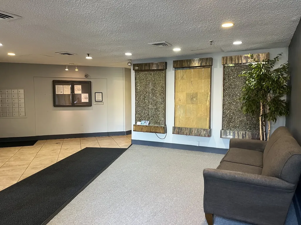 1750 North Marywood Avenue Aurora IL 60505