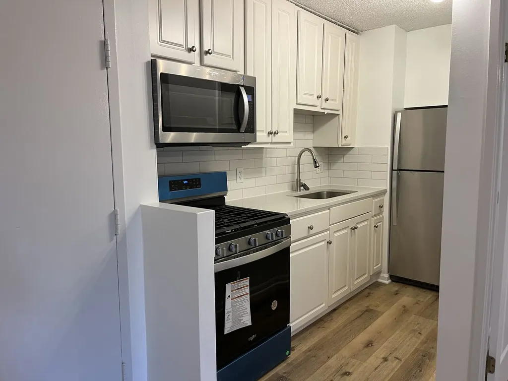 1750 North Marywood Avenue Aurora IL 60505