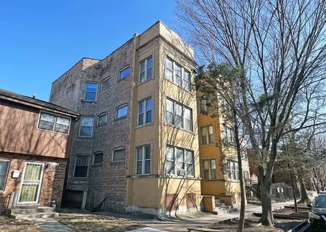 6141 South Woodlawn Avenue Chicago IL 60637