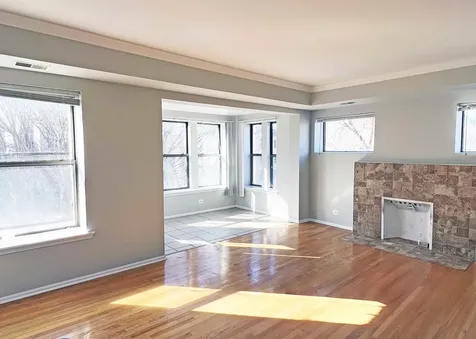 6141 South Woodlawn Avenue Chicago IL 60637