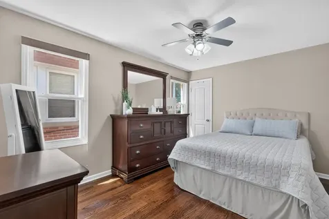 6365 North Mobile Avenue Chicago IL 60646