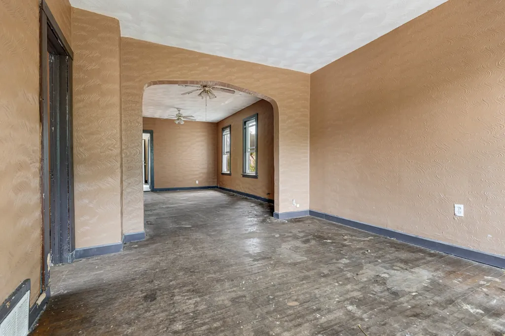 7339 South Kimbark Avenue Chicago IL 60619