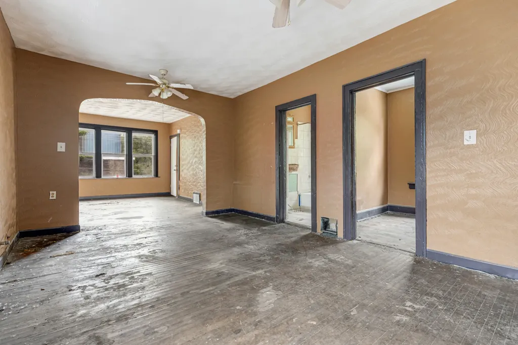 7339 South Kimbark Avenue Chicago IL 60619