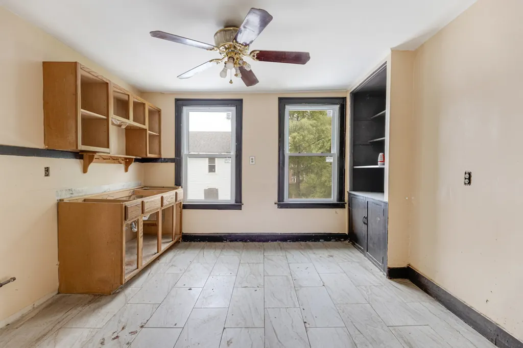7339 South Kimbark Avenue Chicago IL 60619
