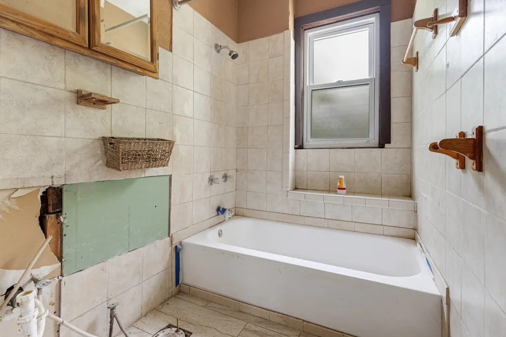 7339 South Kimbark Avenue Chicago IL 60619