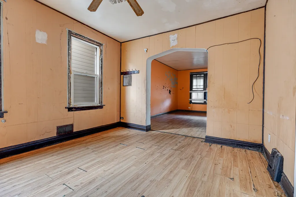 7339 South Kimbark Avenue Chicago IL 60619