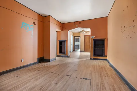 7339 South Kimbark Avenue Chicago IL 60619
