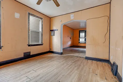 7339 South Kimbark Avenue Chicago IL 60619