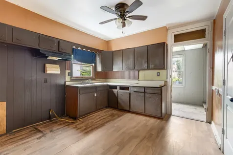 7339 South Kimbark Avenue Chicago IL 60619