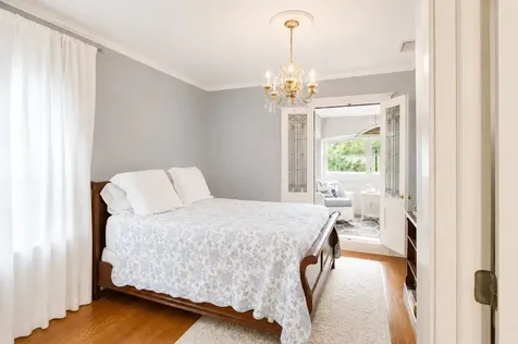 310 South Waiola Avenue La Grange IL 60525
