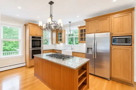 310 South Waiola Avenue La Grange IL 60525