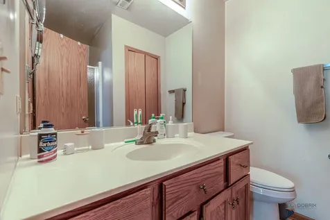 24 Garden Crescent Court Elgin IL 60123