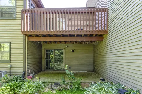 24 Garden Crescent Court Elgin IL 60123