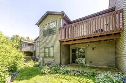 24 Garden Crescent Court Elgin IL 60123