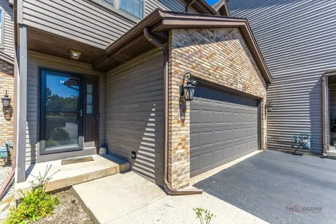 24 Garden Crescent Court Elgin IL 60123