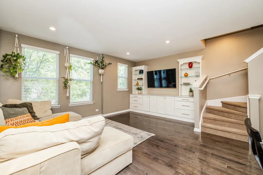 947 West 36th Street Chicago IL 60609