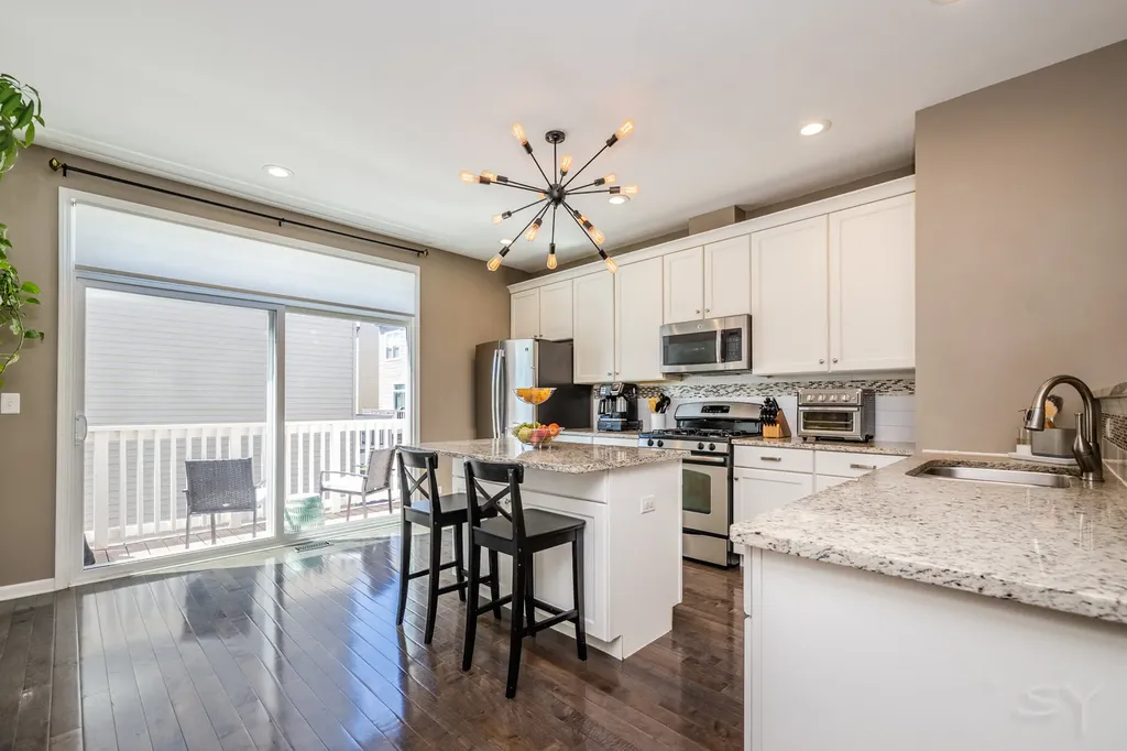 947 West 36th Street Chicago IL 60609