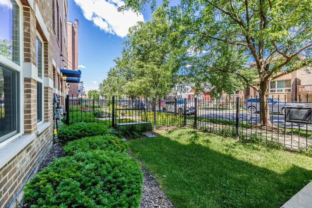 947 West 36th Street Chicago IL 60609