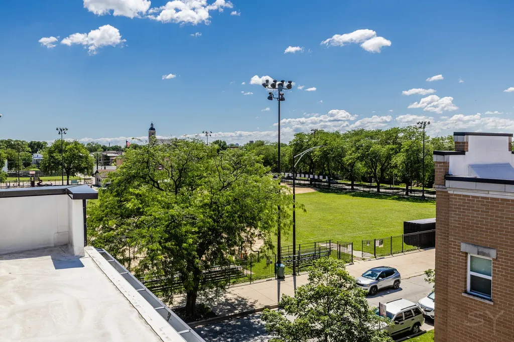 947 West 36th Street Chicago IL 60609